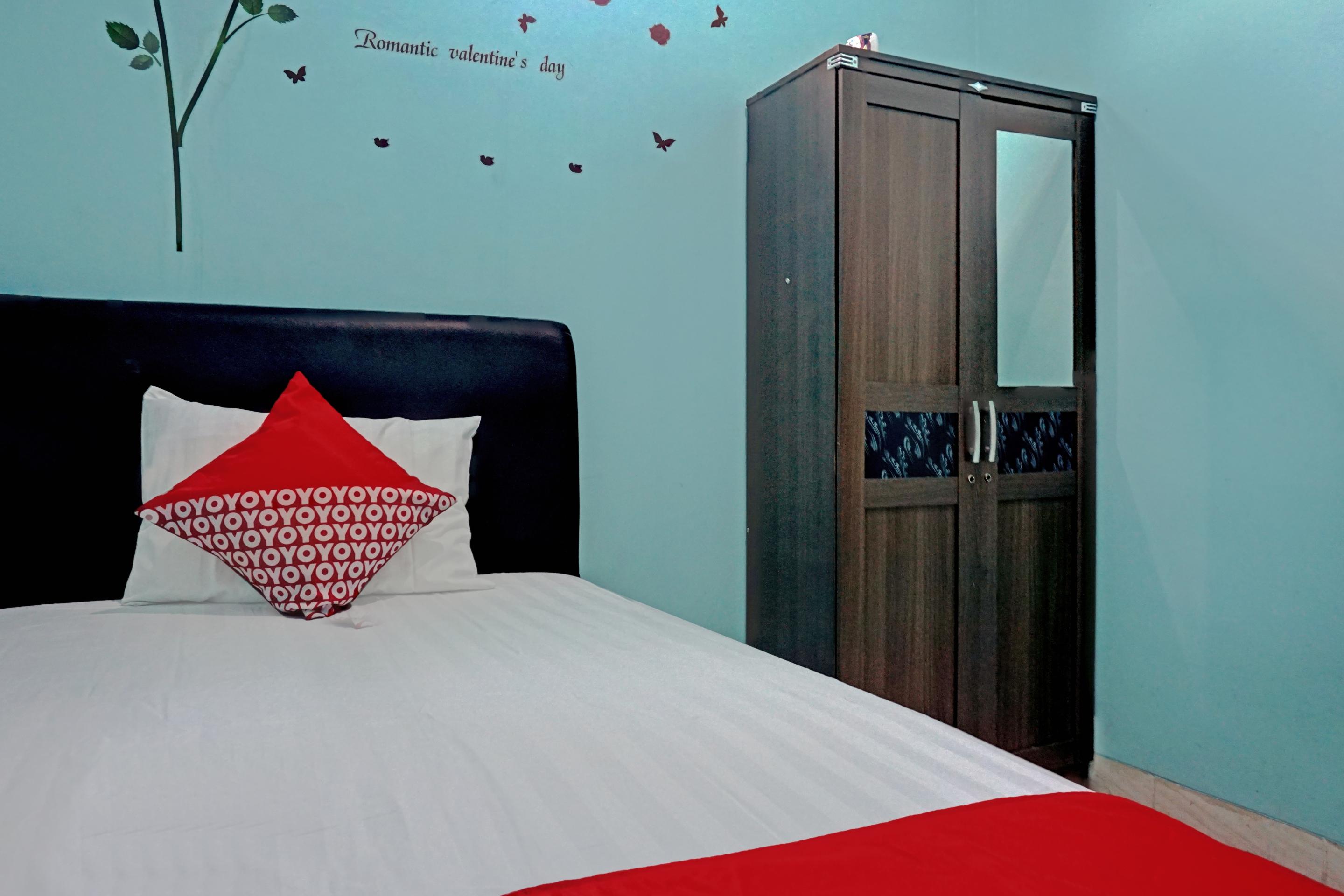 Oyo 90489 Kejora Homestay จาการ์ตา ภายนอก รูปภาพ