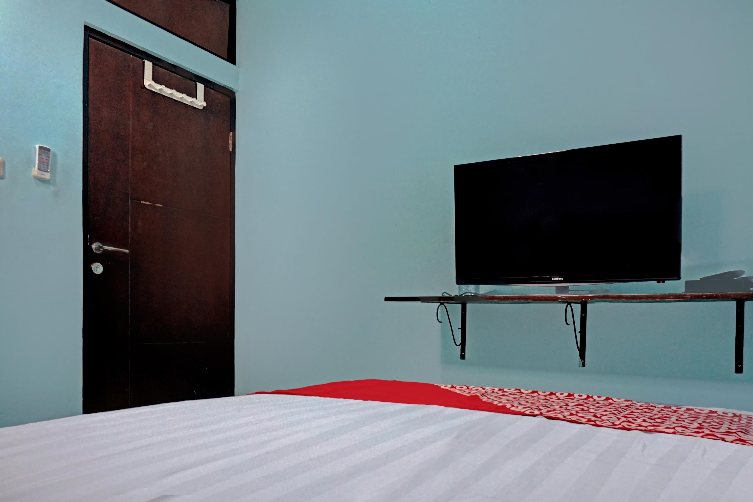 Oyo 90489 Kejora Homestay จาการ์ตา ภายนอก รูปภาพ