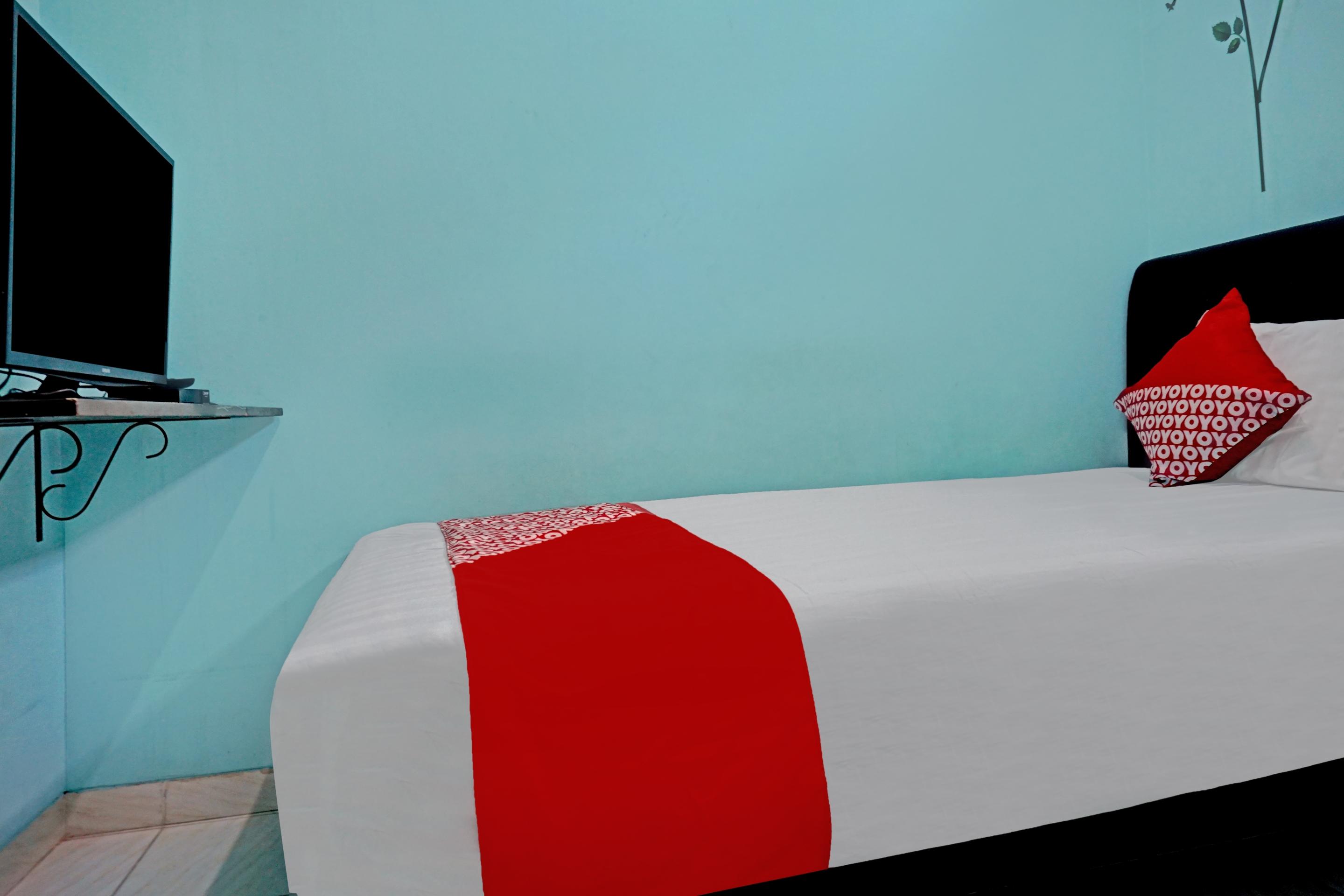 Oyo 90489 Kejora Homestay จาการ์ตา ภายนอก รูปภาพ