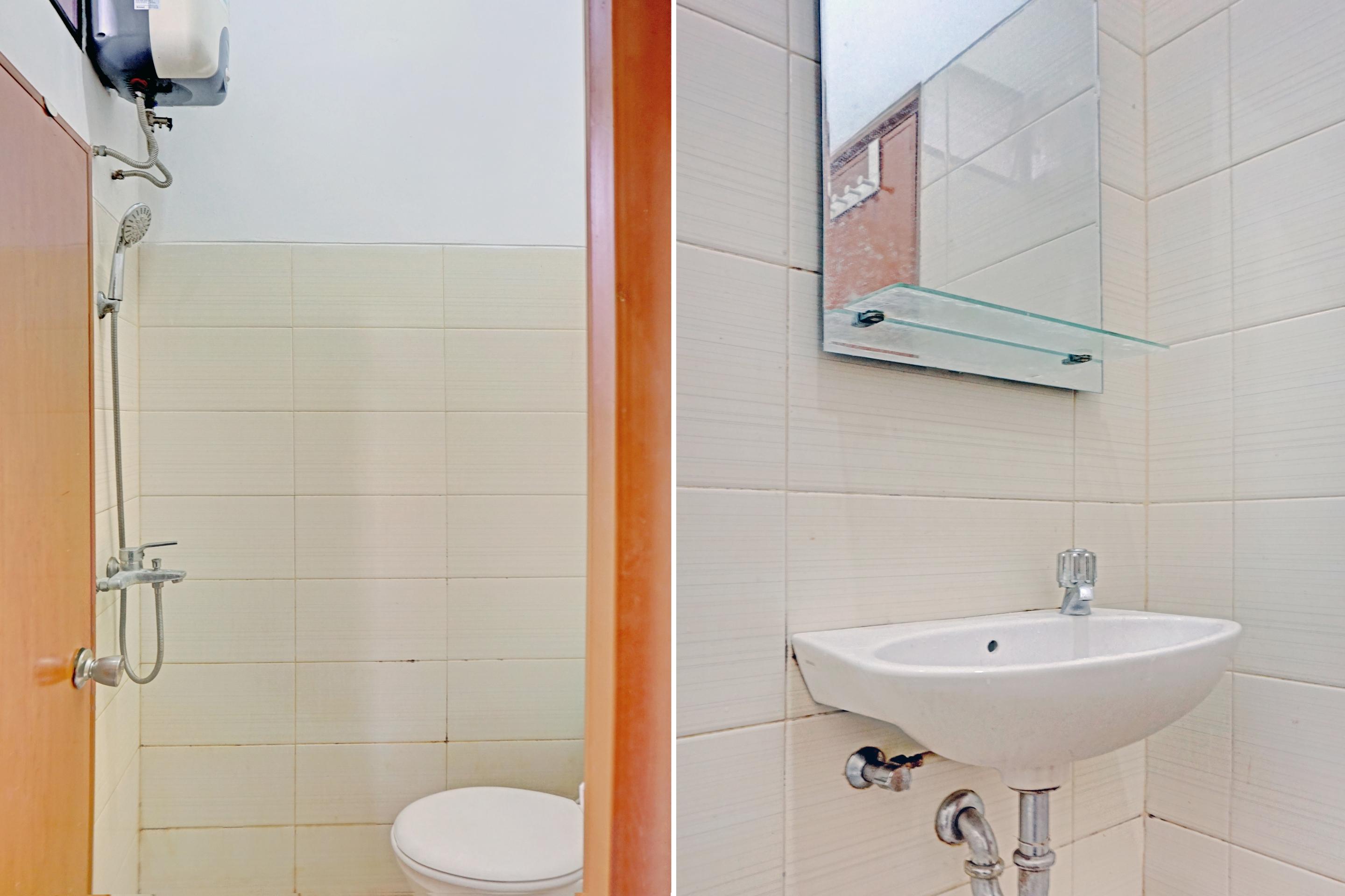 Oyo 90489 Kejora Homestay จาการ์ตา ภายนอก รูปภาพ
