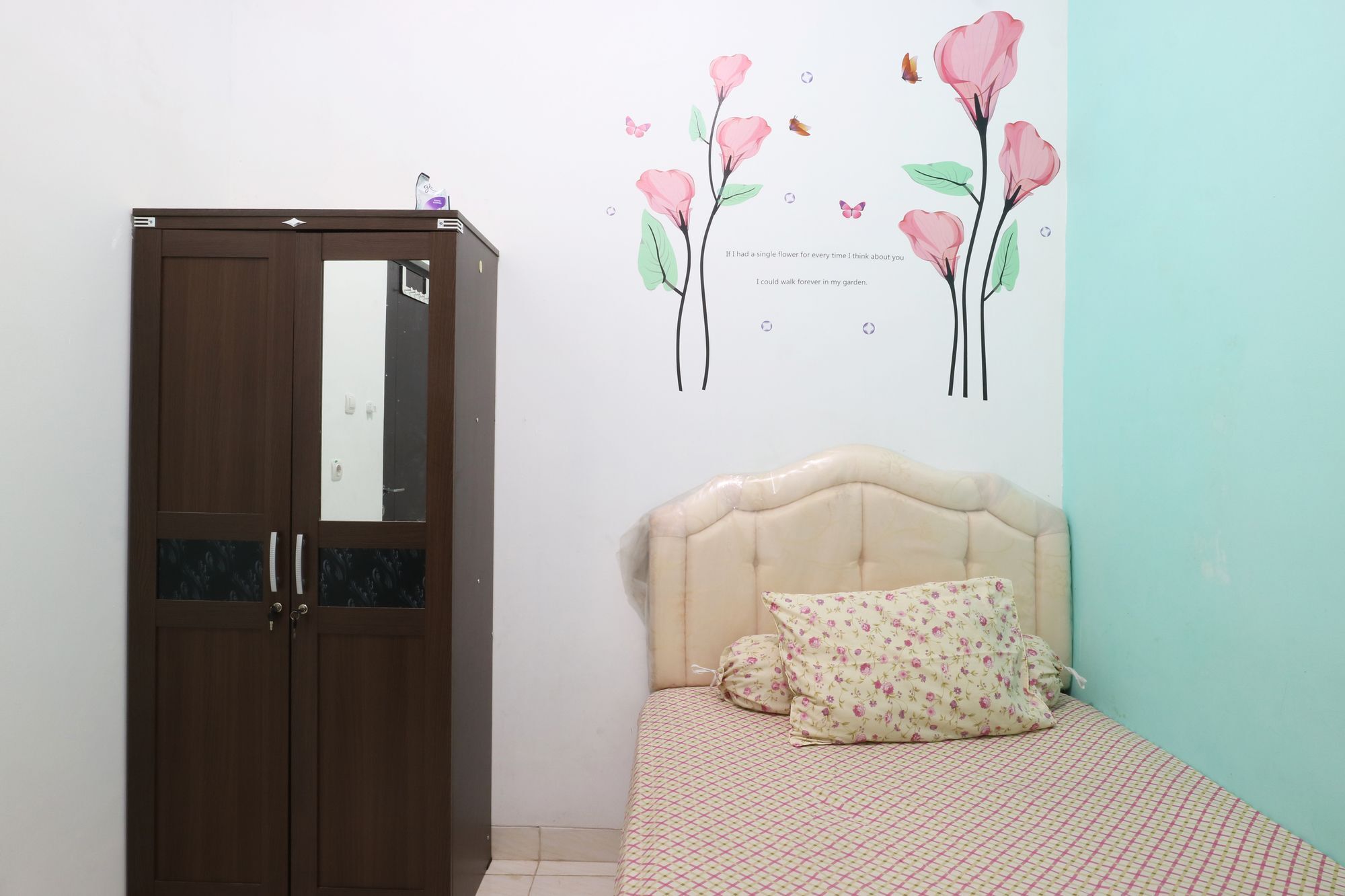 Oyo 90489 Kejora Homestay จาการ์ตา ภายนอก รูปภาพ