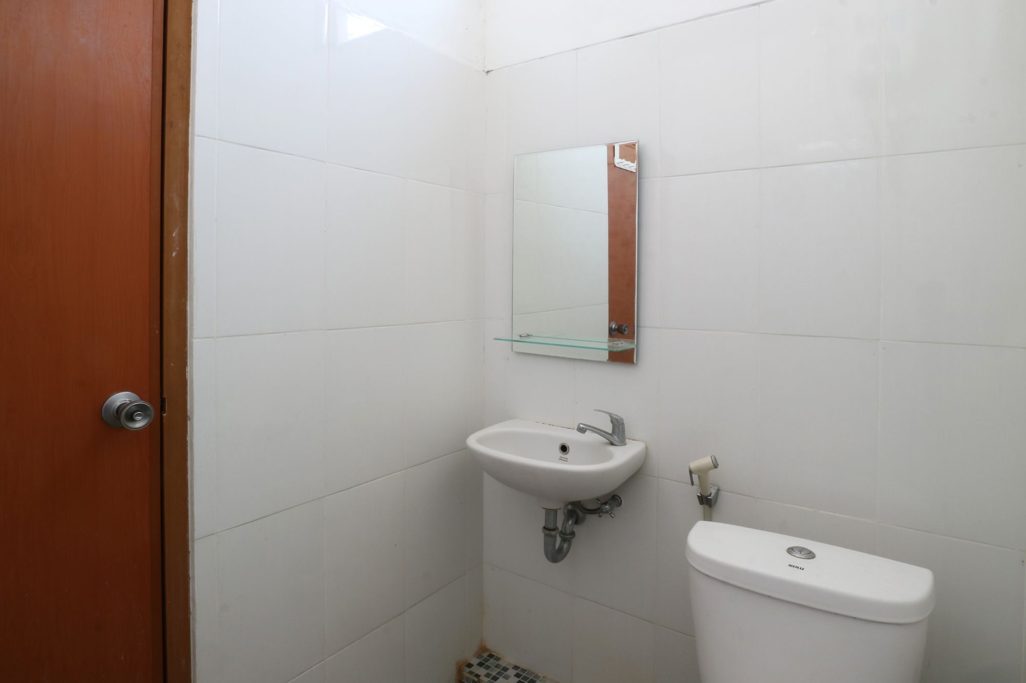 Oyo 90489 Kejora Homestay จาการ์ตา ภายนอก รูปภาพ