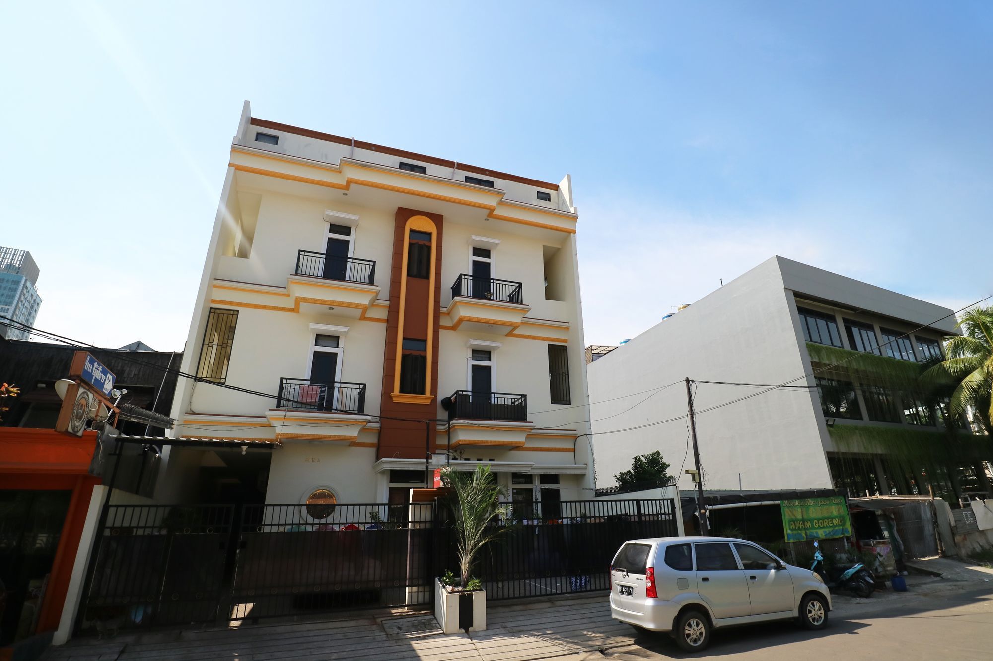 Oyo 90489 Kejora Homestay จาการ์ตา ภายนอก รูปภาพ
